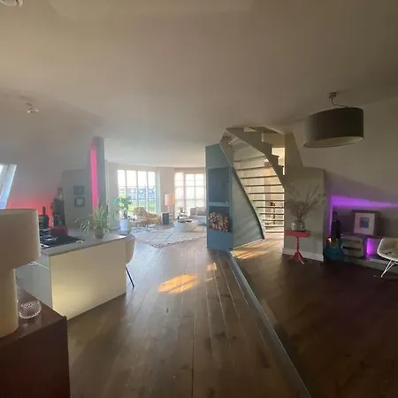 Unique 2-floor Tower Loft Penthouse