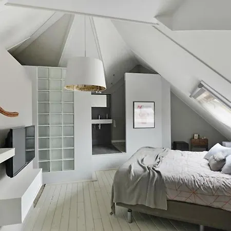 Unique 2-floor Tower Loft Penthouse *