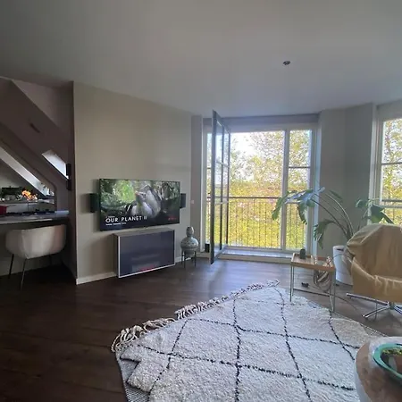 Unique 2-floor Tower Loft Penthouse Heemskerk